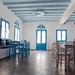 מלון דירות Viva Mare Foinikounta 4*