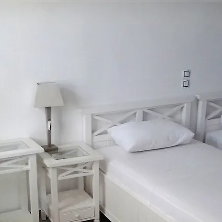 アパートホテル Viva Mare Foinikounta フィニクーダ