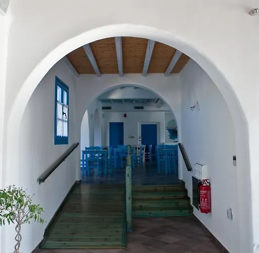 Aparthotel Viva Mare Foinikounta 4*